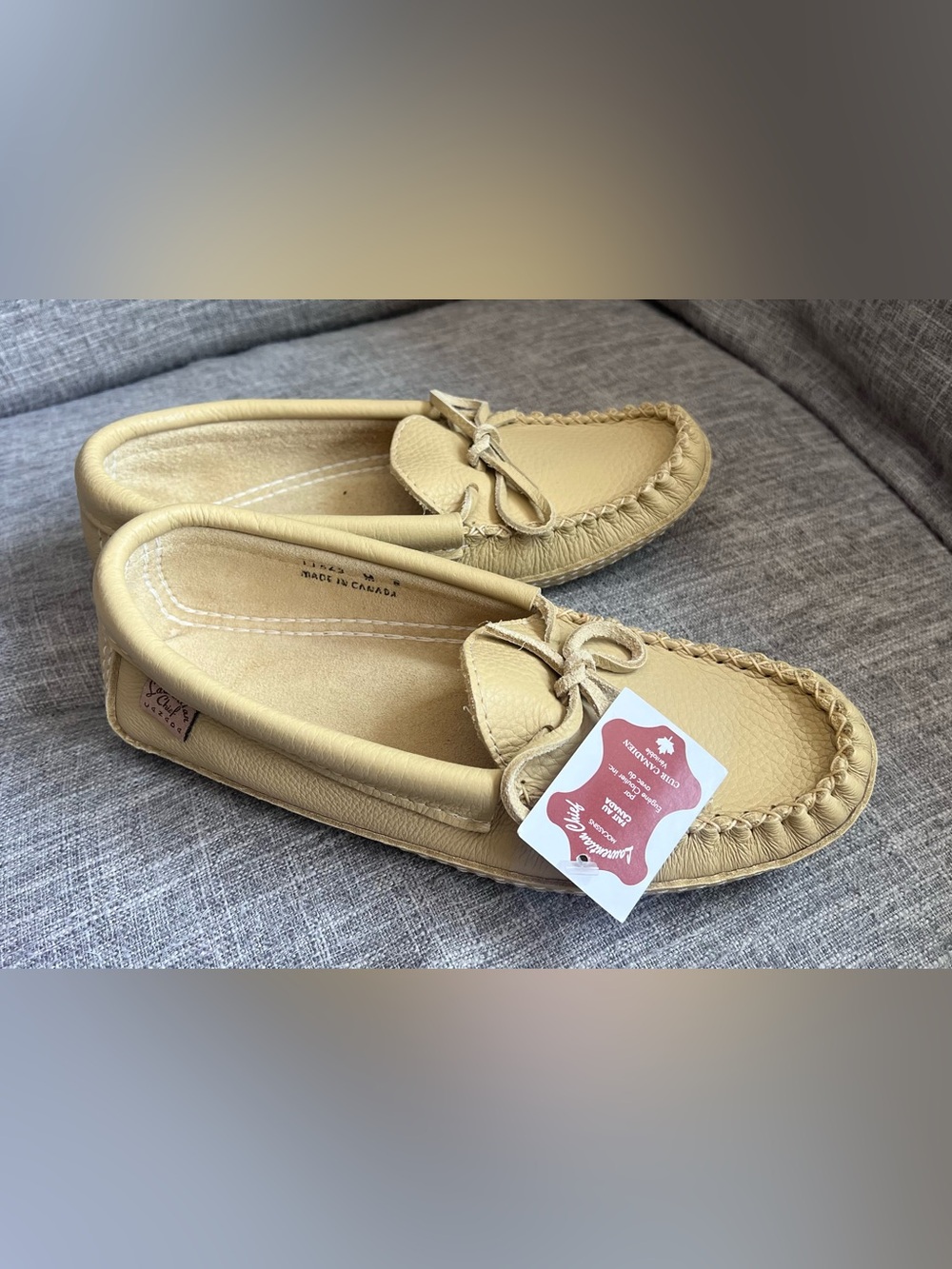 Laurentian Chief Moccasins New with Tags 9.5